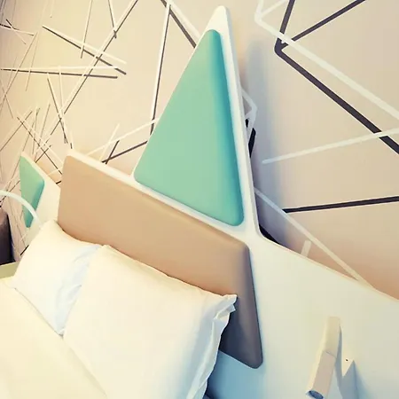 Saracen Sands & Congress Centre - Palermo איסולה דלה פמינה