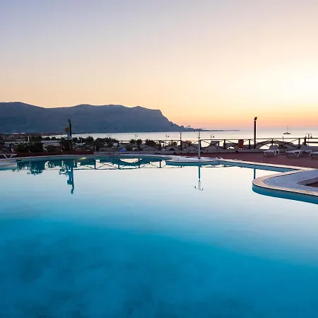 Saracen Sands & Congress Centre - Palermo 4*