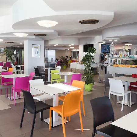 Saracen Sands & Congress Centre - Palermo