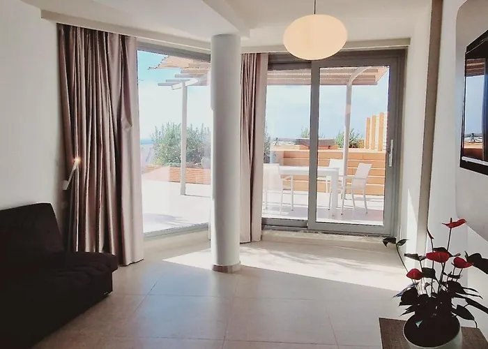 Saracen Sands & Congress Centre - Palermo Отель Изола-делле-Феммине