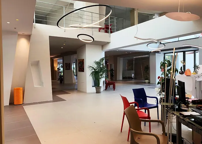 Saracen Sands & Congress Centre - Palermo